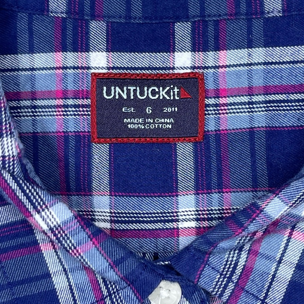 Untuckit shirt - Picture 3 of 8